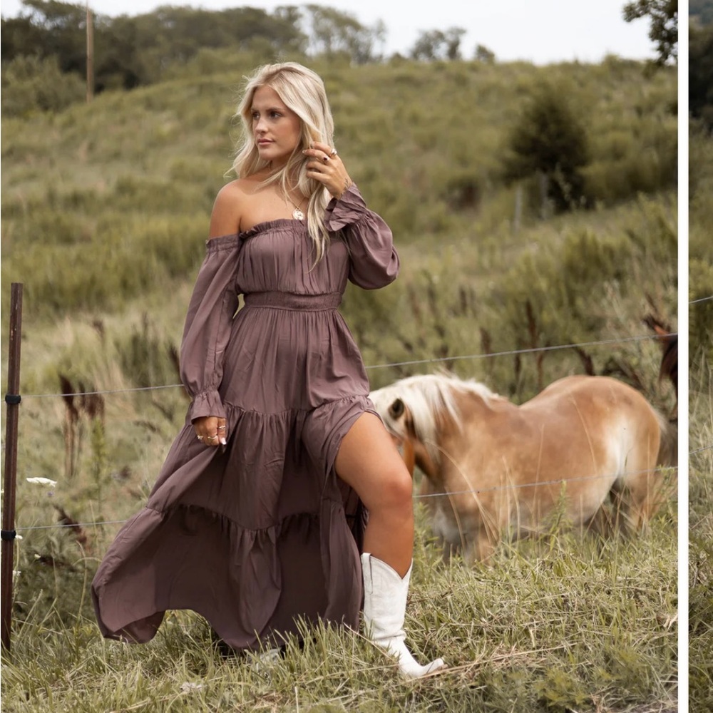 French Bohemian maxi dress in truffle-Ivory Buck